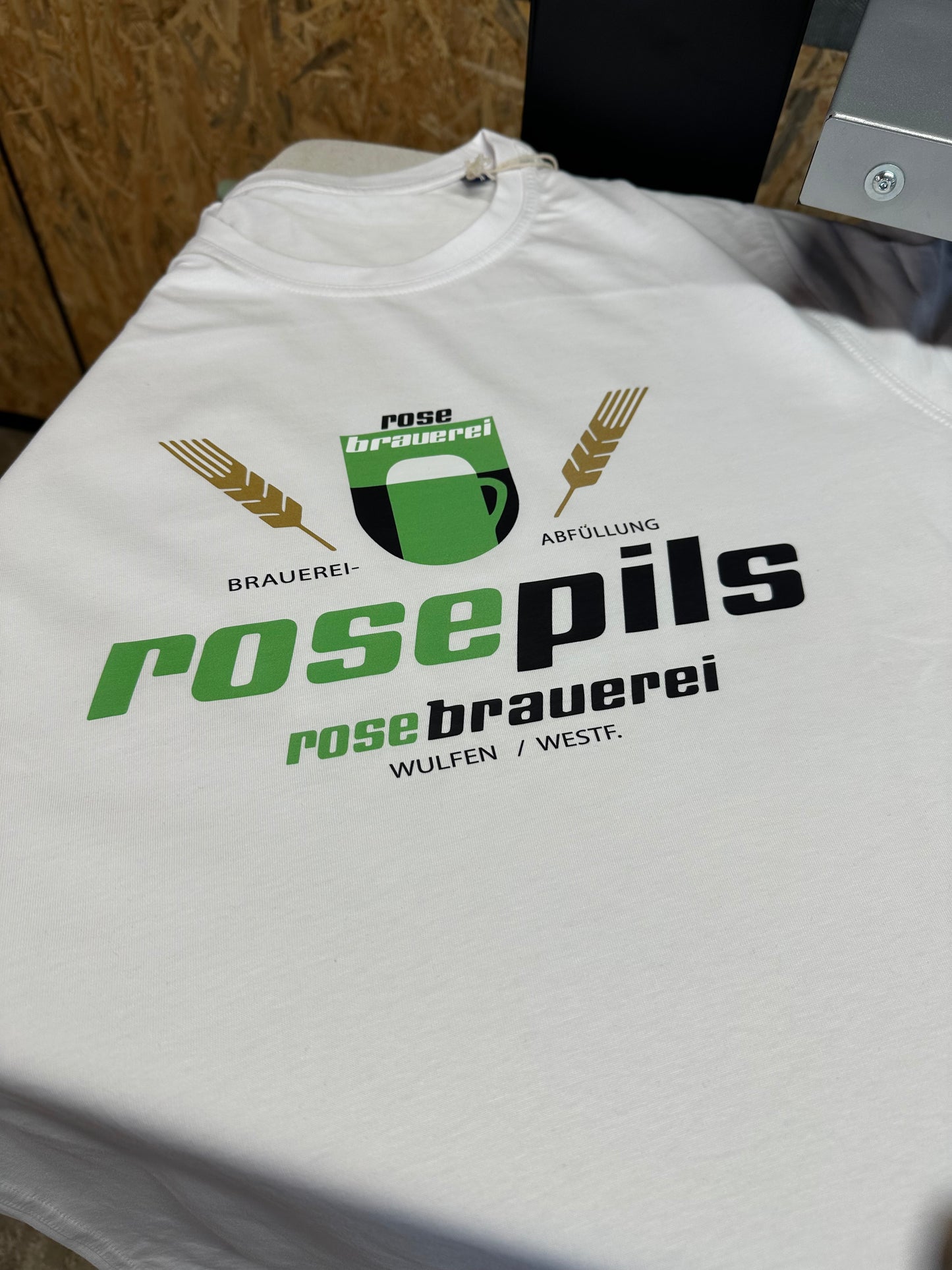 Retroshirt "Rose Pils"